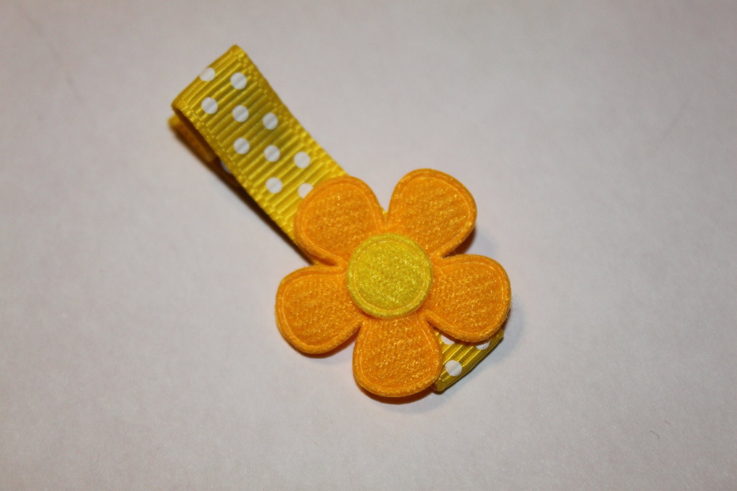 One Dollar FLower Hair CLippie/non slip/infant/toddler/girl