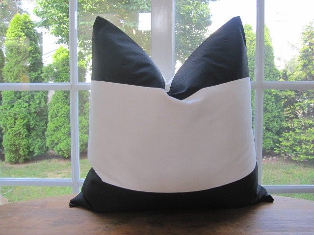 NEW...2 Pillows, Decorative Throw Pillow Covers, Set of 2 Black and White Wide Stripe Pillow Covers 22 x 22