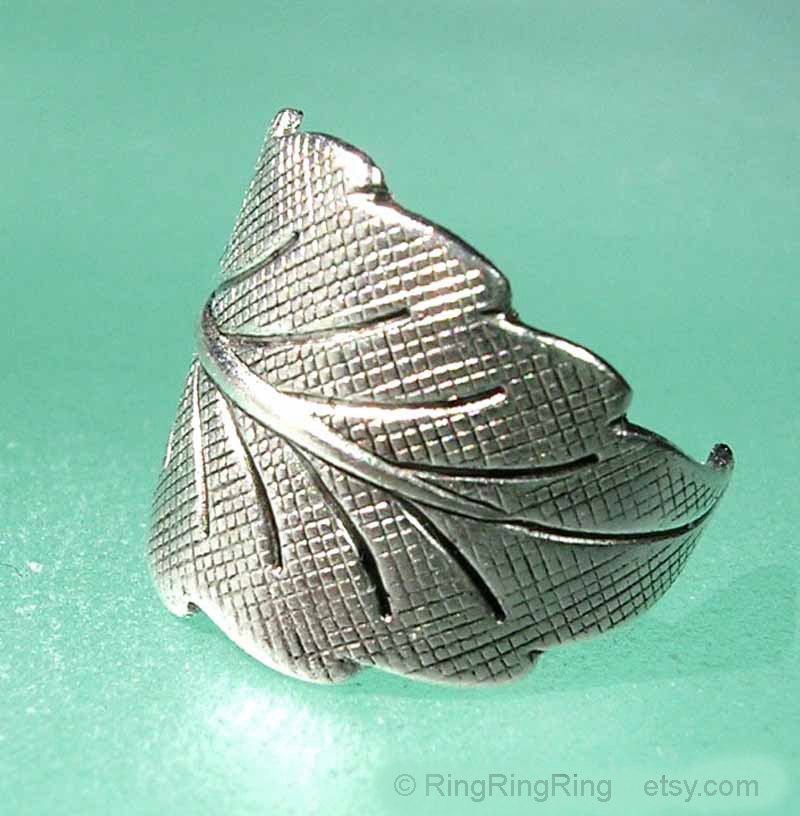 Detailed leaf sliver ear cuff earring jewelry - non pierced earcuff for men and woman 092412