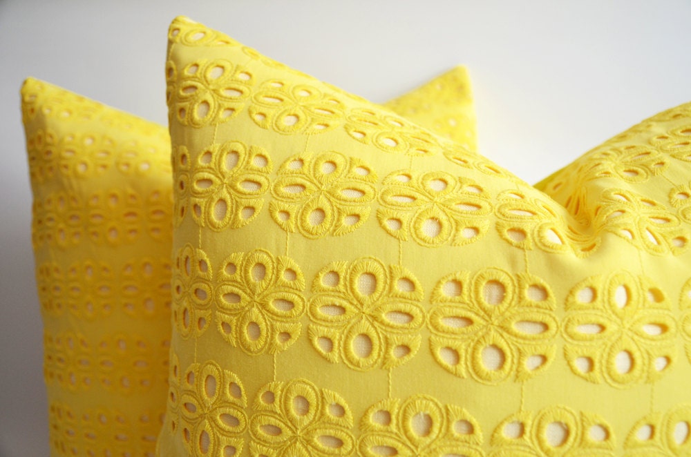 Sukan / 1 Lace Pillow Cover Yellow - lace pillow - yellow pillow - lemon pillow - lace cushion - lace shams -20x20 pillows