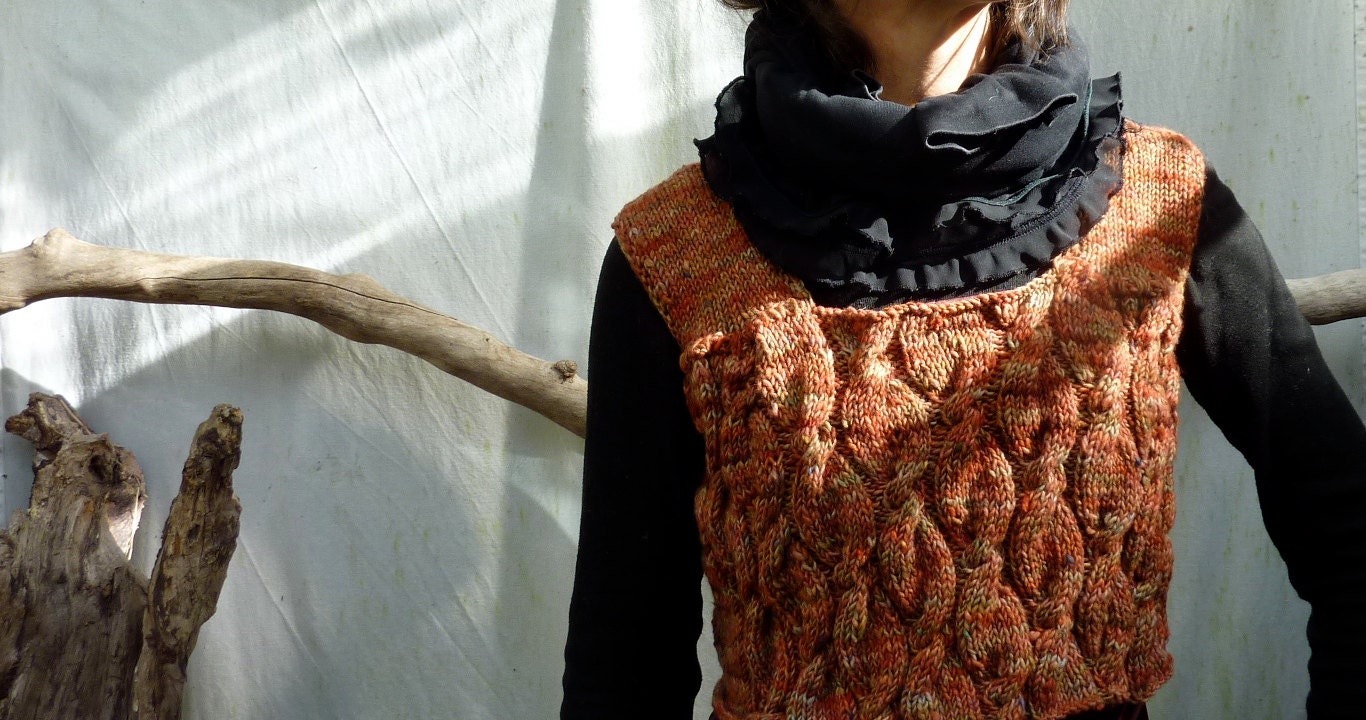 Woodwalker Bodice, hand knitted in rust brown pure hand painted merino wool, cable stitch READY TO SHIP