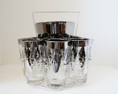 Dorothy Thorpe Style Silver Rim Fleur de Lis Glasses and Ice Bucket in Chrome Caddy - Mid Century Modern Hollywood Regency