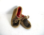 Vintage Childrens Moccasins
