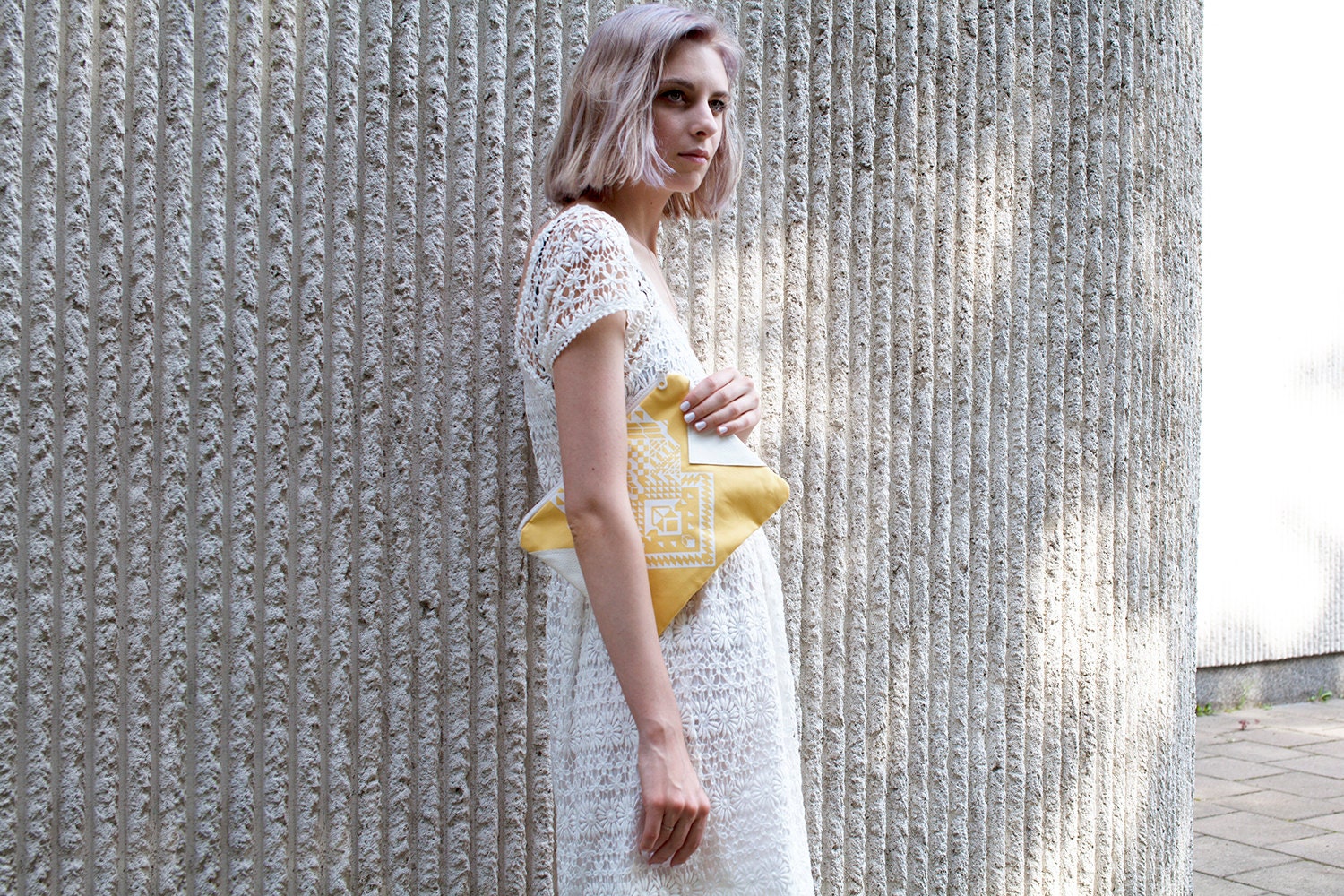 Geometrical Illusion Printed  Leather Pouch  White No. ZP-205