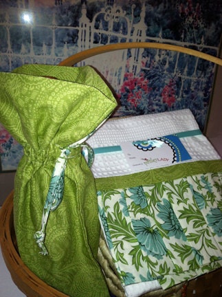 Green and Turquoise Wine and Towel Gift Set, Handmade White/Dish Towel /Hand Towel/Housewares Cooking Gift, Home Decor