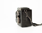 Lubitel - Vintage Medium Format Camera - USSR Russia LOMO - 120 Film - TLR Camera