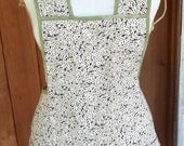 Full Womans Vintage Style Apron in Reproduction Print