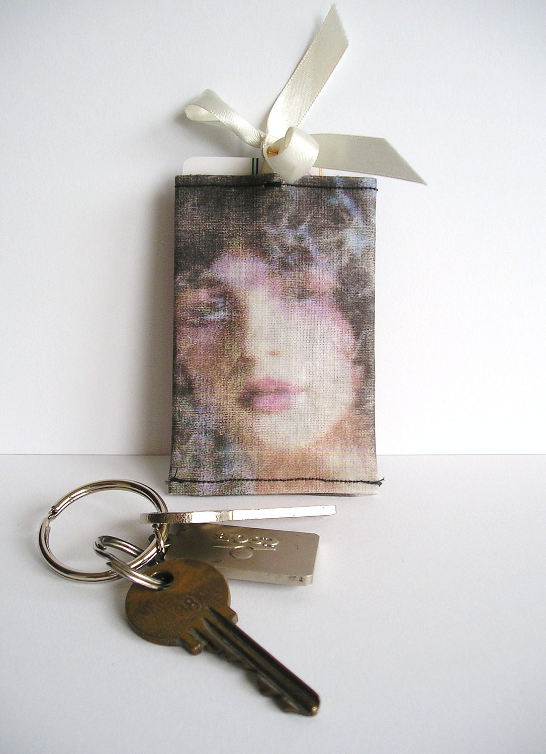 Card case - piece of art in your pocket / ID card / travel card / credit card / business card - CUTandTEAR