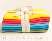 Fat Quarter Bundle New Bella Solids Bright Colors, Moda Fabrics
