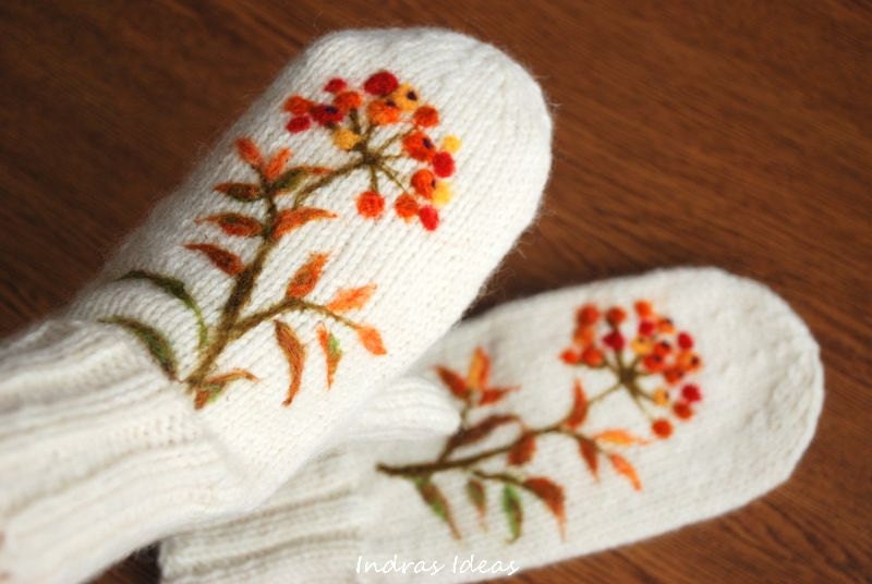 White Knitted Wool Mittens for Winter Gift for Her Women Accessories -  with rowan berries - warm and beautiful.