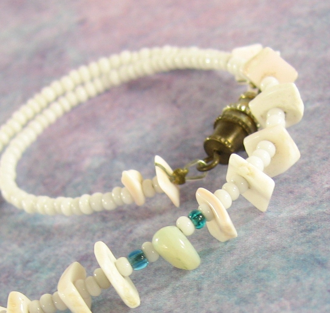 Vintage Beach Anklet, Puka Shells, White Pink Seashell Chips, Stone, Blue White Glass Seed Beads, 1970s Ocean Jewelry