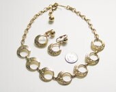 Vintage Gold Ring Choker Necklace & Earrings 70s