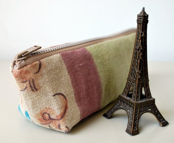 Small Zippered Pouch - Printed Linen