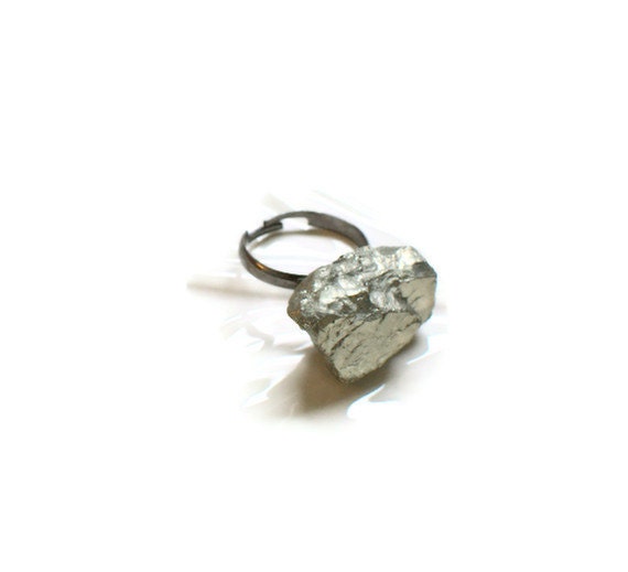 raw pyrite chunk ring - oxidized silver band - fools gold - minimalist jewelry