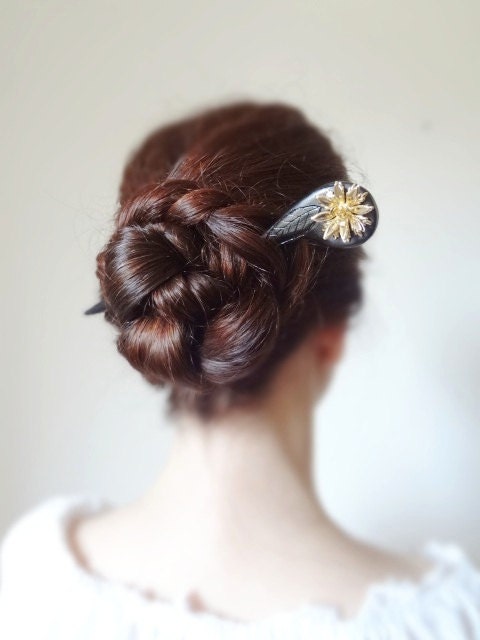 Romeo and Juliet- gold plated flower black  ebony cross hair stick