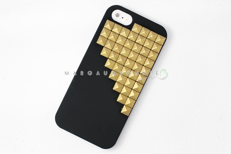 FREE Shipping US -- iPhone 5 Brass Studs Studded Black Hard Phone Case AT&T Verizon Sprint