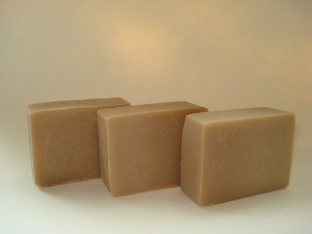 Milk & Honey soap. Handmade, cold process soap made in Connecticut. Light, fresh, and clean scent.