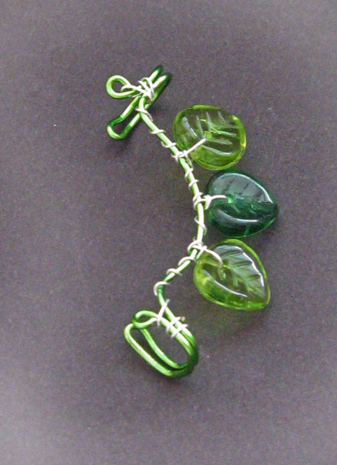 Legolas The Mirkwood Collection Elvish Ear Cuff left ear leaf leaves green sterling silver forest woodelf Tolkien LOTR