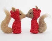 FINGER PUPPET SWING, Needle Felted Red Squirrel Valentines, Handmade Toy and Home Decor, Romantic Wedding Gift or Gift for a Child or Baby