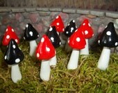 Free Shipping black red and white miniature set of 10 mushrooms mad hatter wedding favors garden party favors