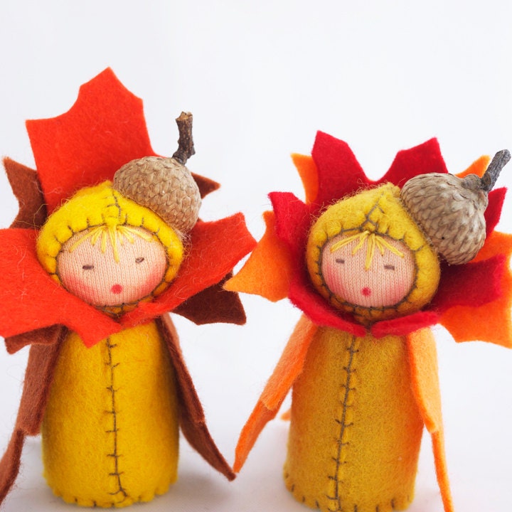 Thanksgiving Table Decor -  Twin Felt Dolls Autumn Acorn - Fall Colors - GigiInStitches