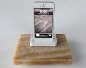 Honey Onyx iPhone 5 Dock