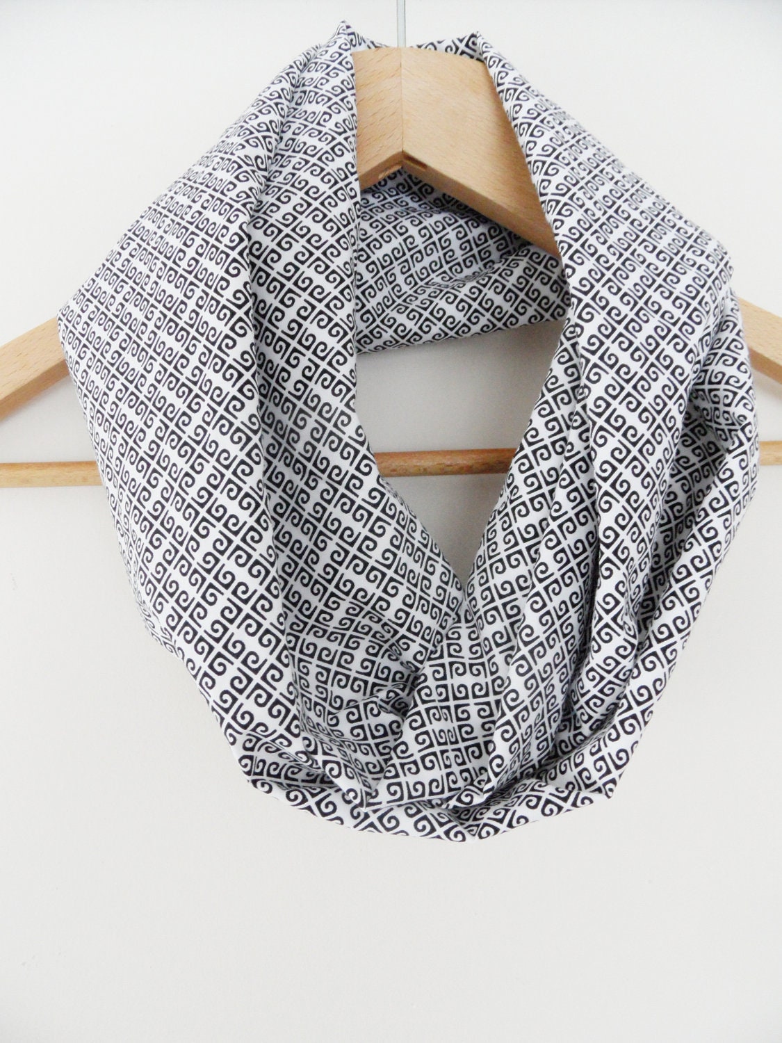 infinity scarf, cotton scarf, tribal scarf, winter trends, christmas