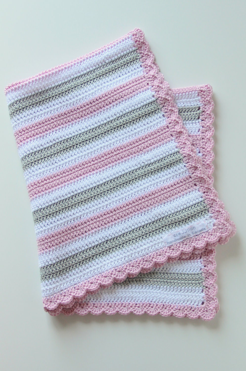 Crochet pattern baby blanket