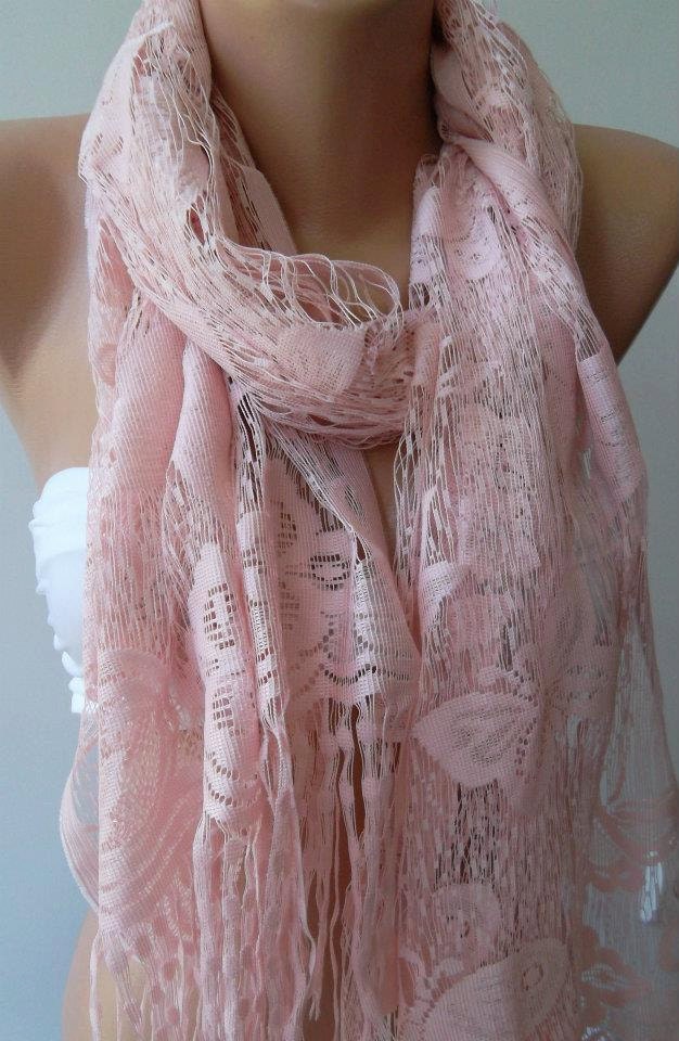womann Super elegant Shawl / Scarf with Lacy Edge light pink