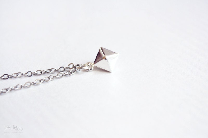 pyramid - geometric dainty bracelet - minimalist silver jewelry
