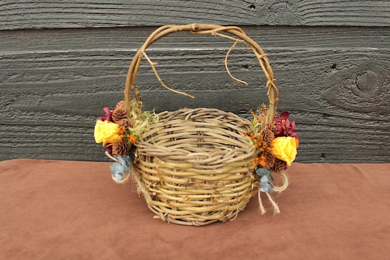 Fall Wedding Flower Girl Basket, Autumn Wedding, Woodland Wedding, Rustic Wedding with Preserved Yellow Roses and Foliage 133