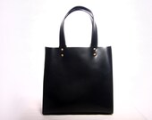 BLACK - Leather Tote Bag in Black