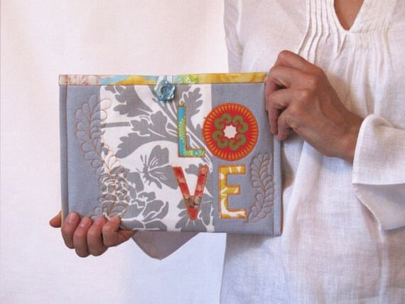 IPad, IPad 3 Cover, IPad Cover, IPad 3 Case, IPad 2 Case, IPad 2 Cover, IPad Sleeve, Love, linen, grey, cute, padded