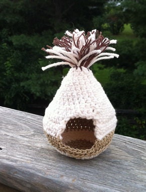 Hamster, gerbil  or mouse house - critter onion - pet hut - hamster play house