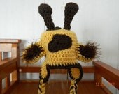 Cute giraffe hat, sizes 18-24 months, 2-3 T, or 3-5 T. accessories photography prop baby shower gift ideas toddler children