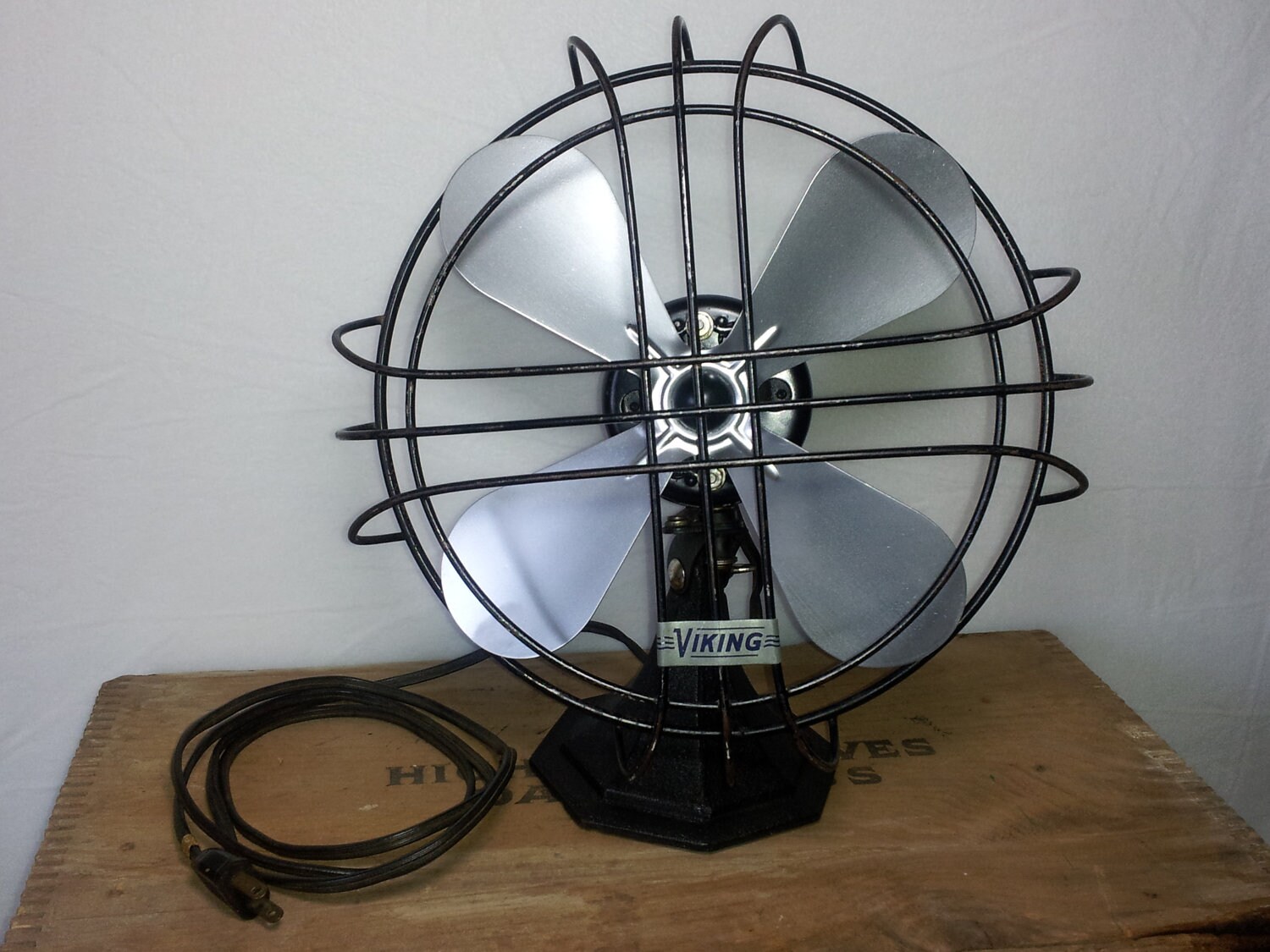 Vintage Viking 10" Oscillating Desk or Table Fan