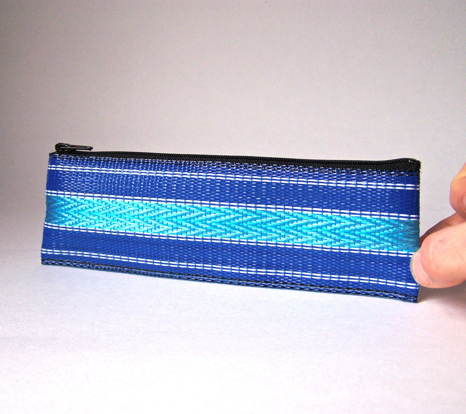 pouch aqua stripe