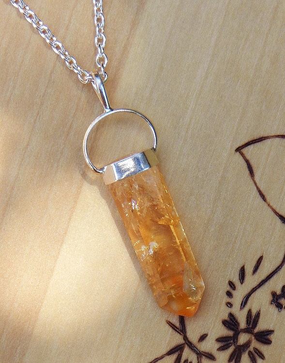 Citrine Gemstone Pendulum Necklace . Success, Business, Prosperity, Luck, Healing, Clearing and Absorbing Negative Energies