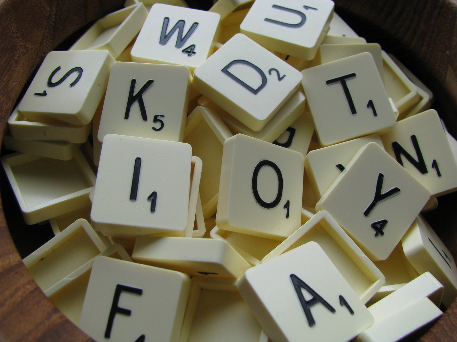 Vintage Plastic Scrabble Tiles. Set of 20
