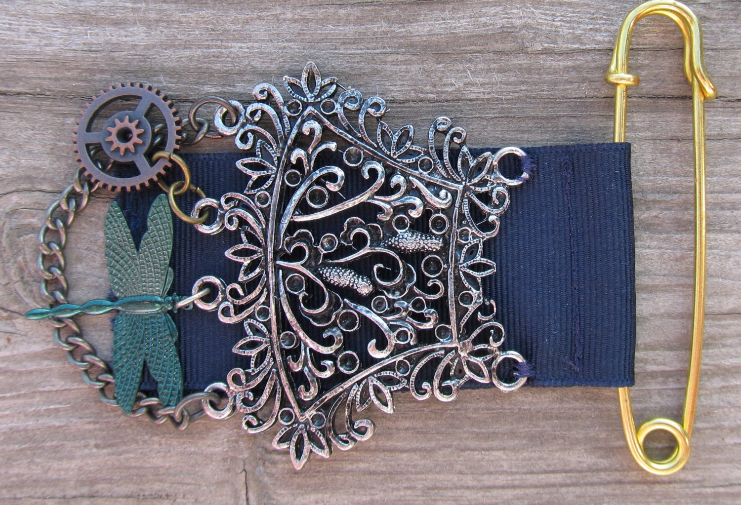 Steampunk medal pin with dragonfly and gear - mixed media - Navy blue - for her - gift ideas - summer - gifts under 25