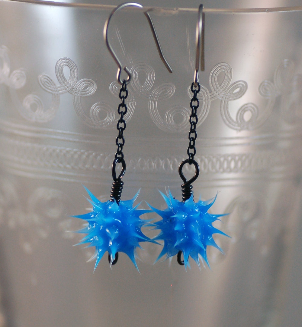 Eco-Chic Recycled Spiky Tire Rubber Dangle Earrings in Blue