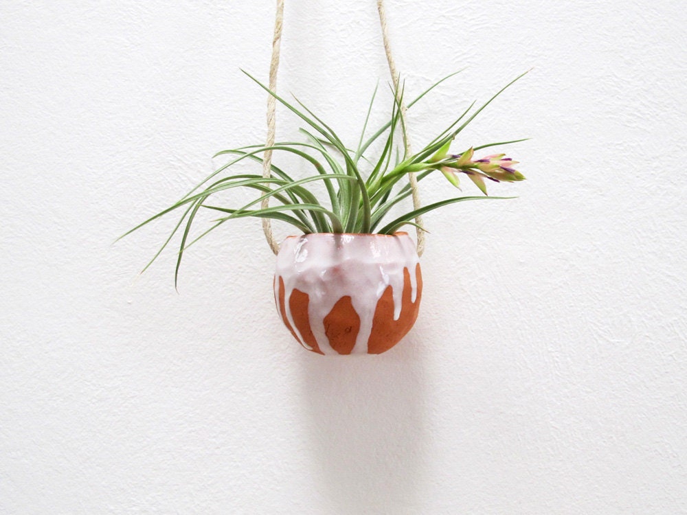 home and garden - White glazed Terracotta hanging ceramic pinch pot planter