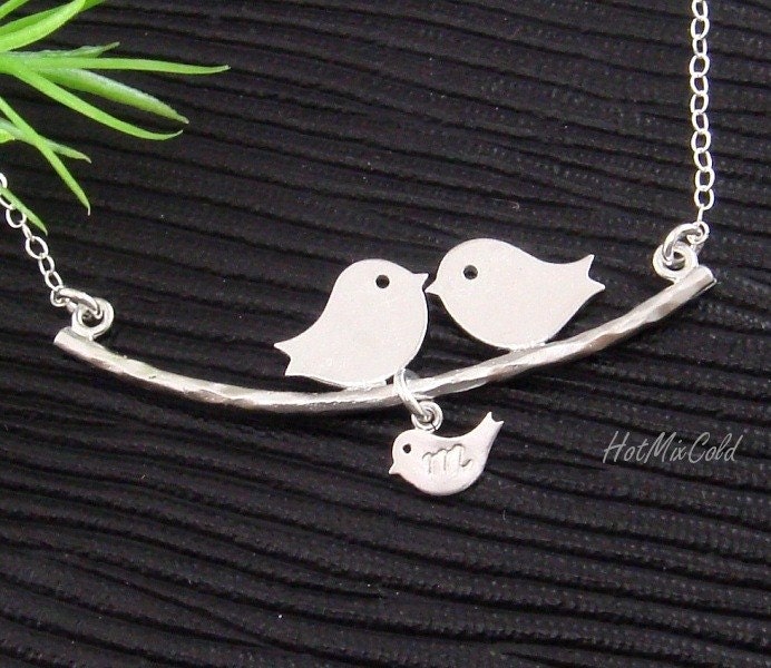 Family Necklace, Baby bird Initial. Silver Bird Necklace, Baby shower gift,  Personalized Necklace, Mother's Jewelry. Birds on tree Necklace