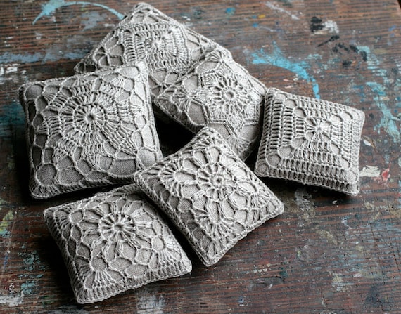 Linen pincushion - crochet motif -- natural