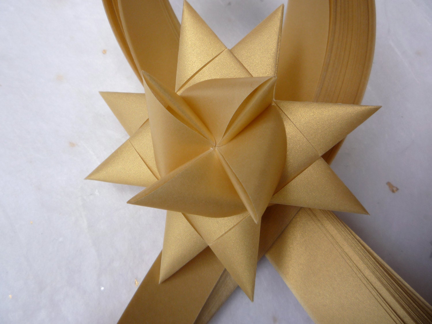 Moravian Star Paper Strips Vellum Gold Dust DIY (50 strips, 1/2 inch wide)