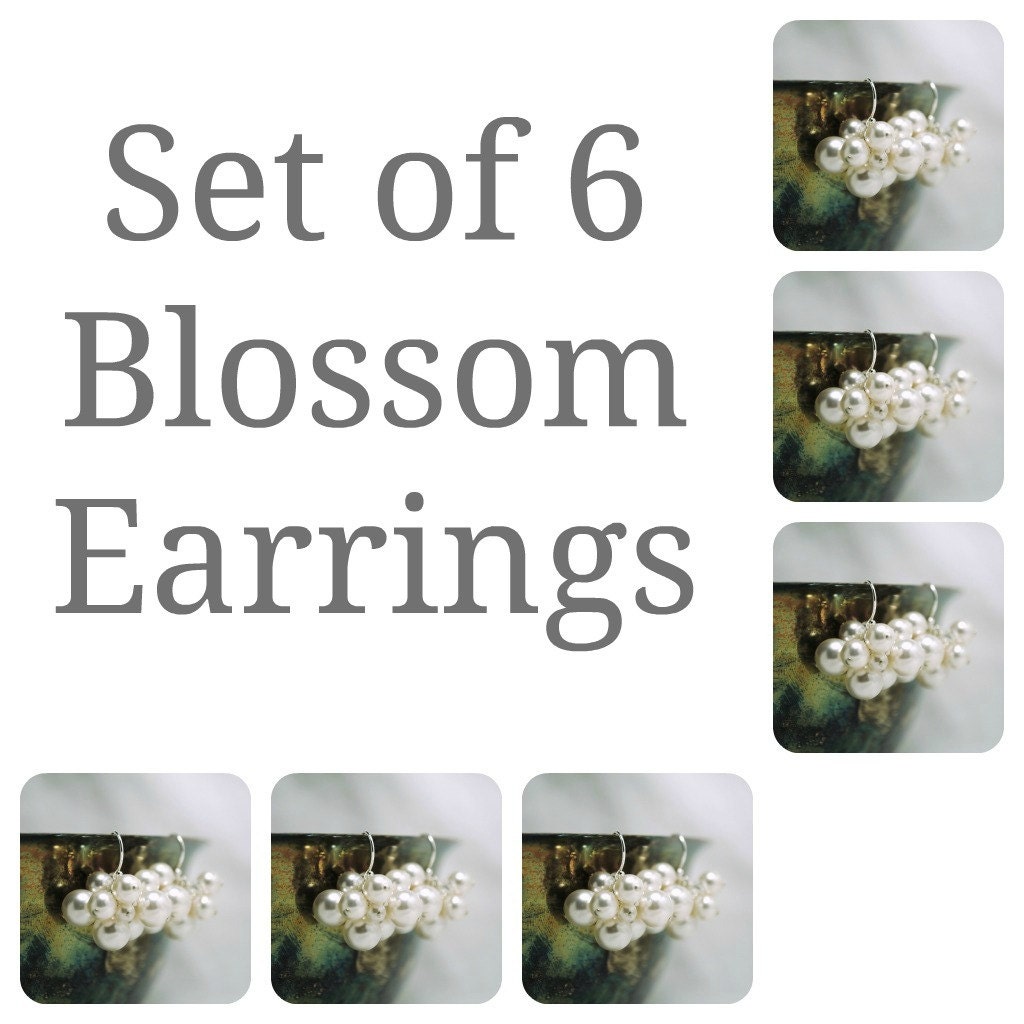 Set of 6 Bridesmaids Earrings, Six Swarovski Pearl Cluster Earrings, Bridal Party Gift, Wedding Earrings, Bridesmaids Gift, Bridal Earrings