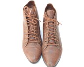 size 6 vintage brown leather ankle boots