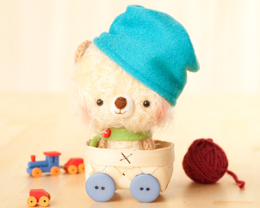 Amigurumi bear plush toy - made to order - Magu with hat -