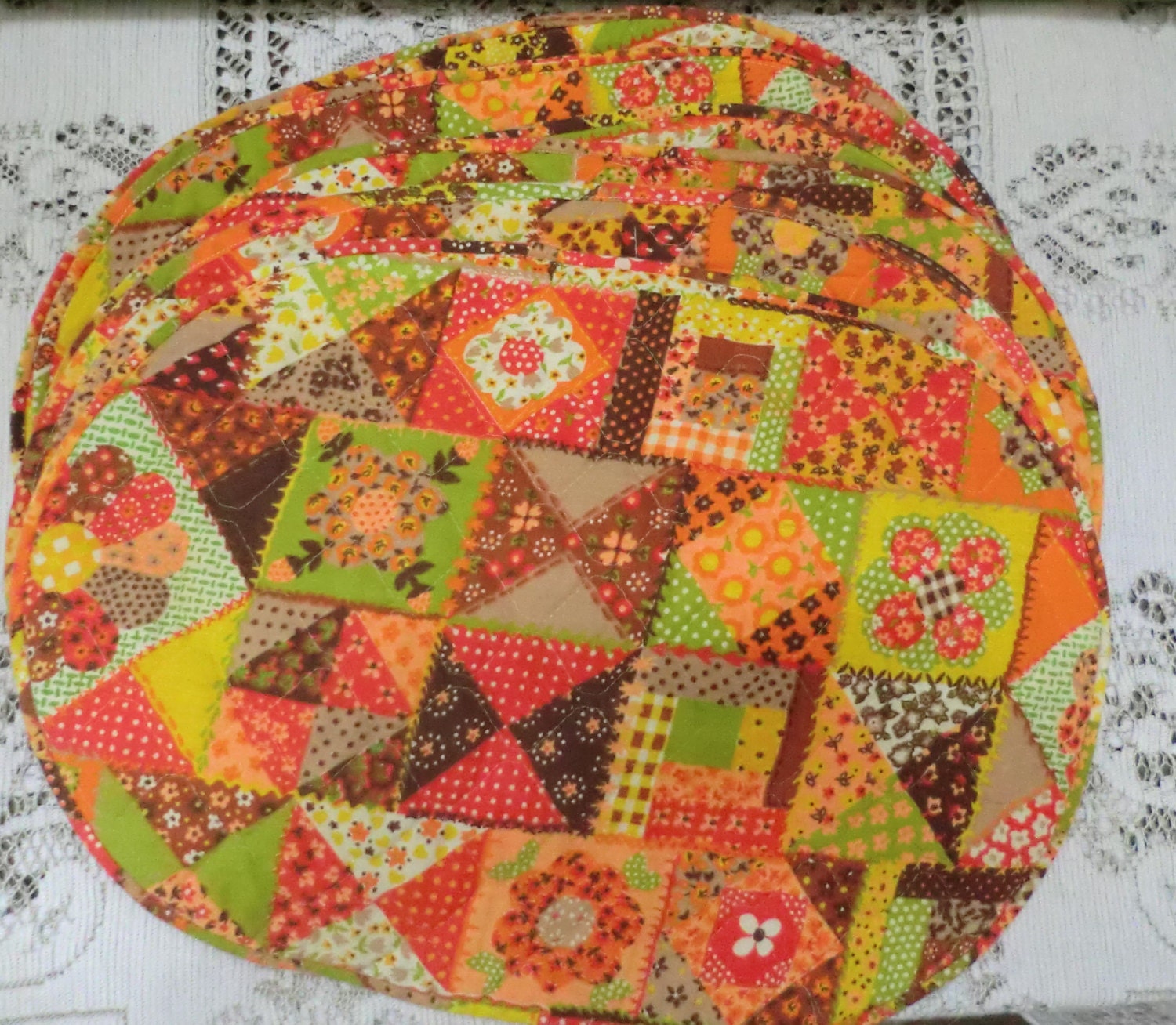 Set of Six VINTAGE Quilted Cotton PLACEMATS