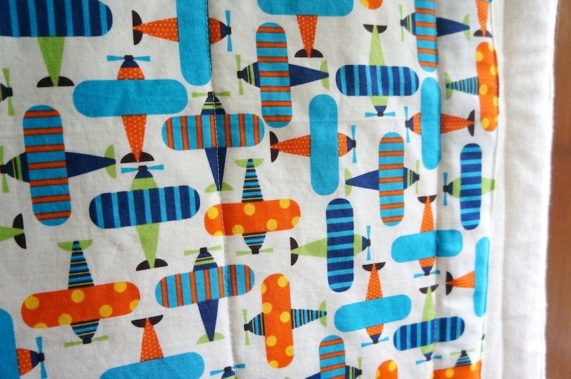 Organic Quilt - Airplanes